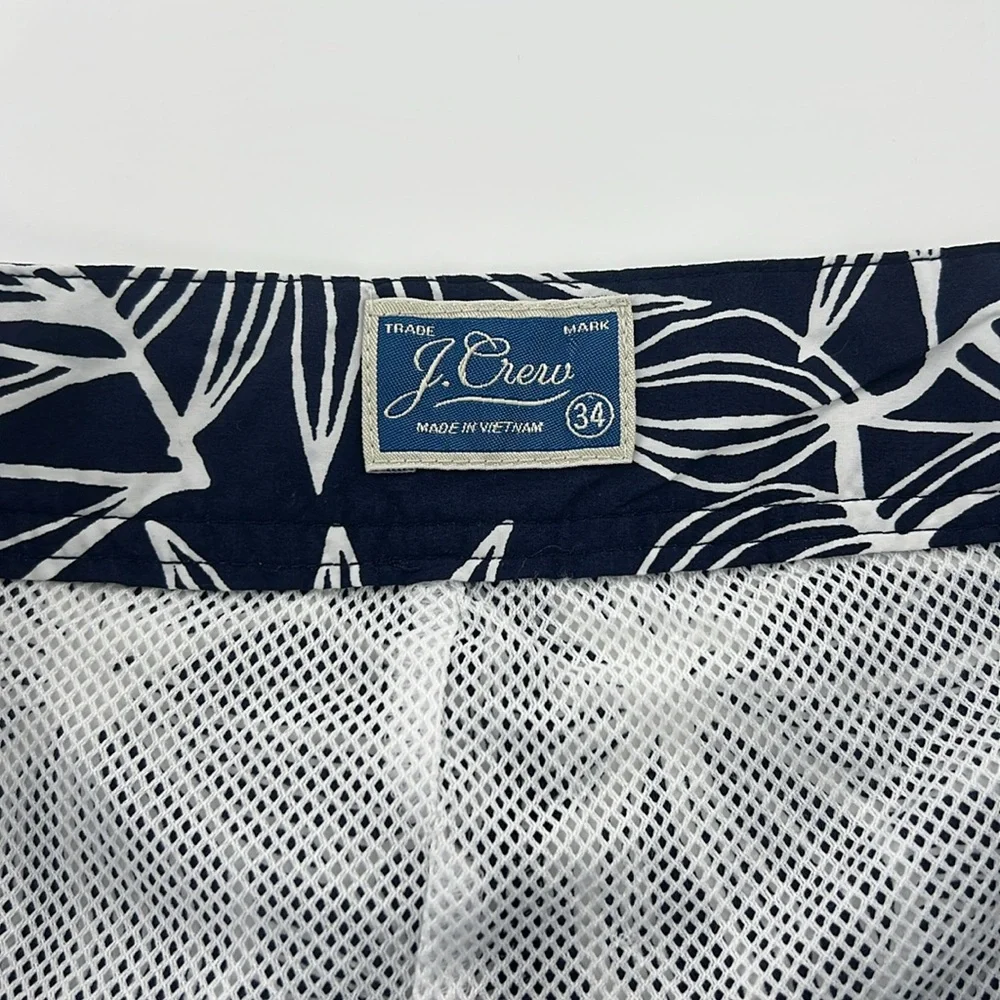 J. Crew‎ Blue and White Board Shorts with Tropical Print size 34